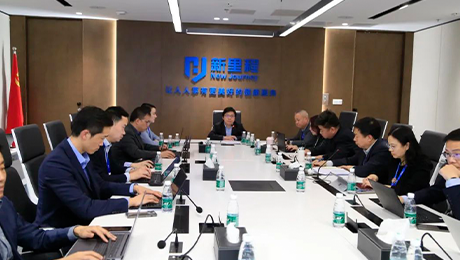东方风来满眼春，开路先锋阔步行——永利皇宫健康集团召开2024年度工作启动会暨战略升级实施动员会